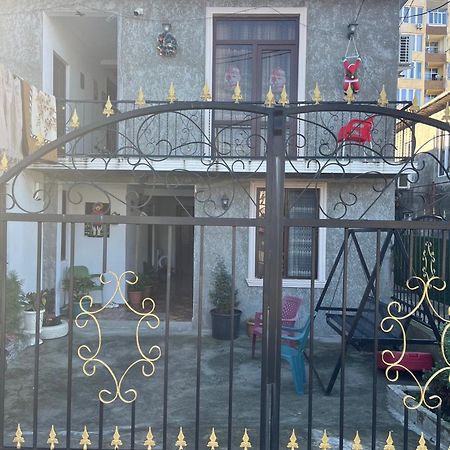 Firosmani House Hotel Kobuleti Exterior photo